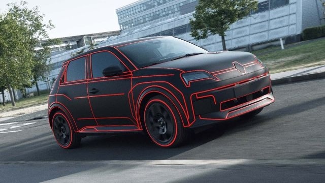 Ето го серийното Renault 5