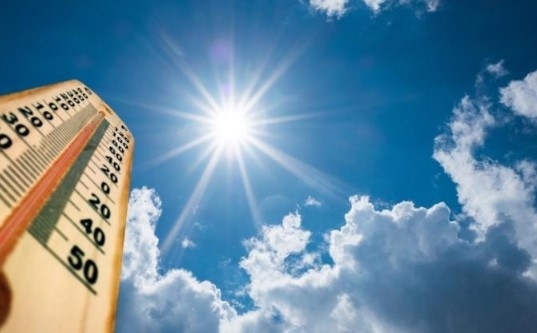 Днес слънчево и горещо. Максималните температури ще са между 33° и 38°