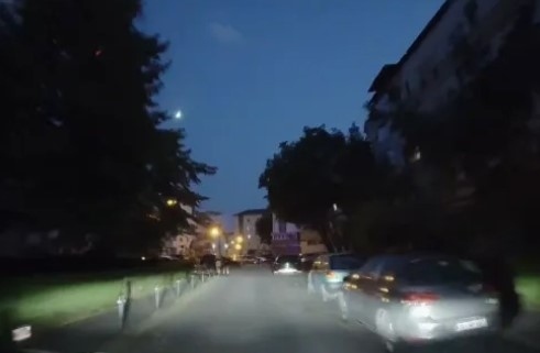 Румънците помислили метеорита за самолет с проблеми, планинските им спасители обявили тревога (ВИДЕО)