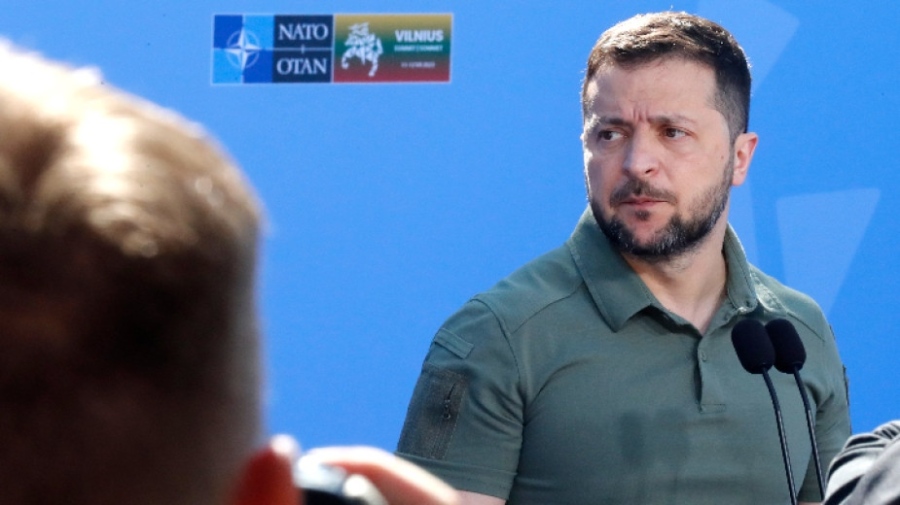 Зеленски: Военната помощ е приоритет за Киев