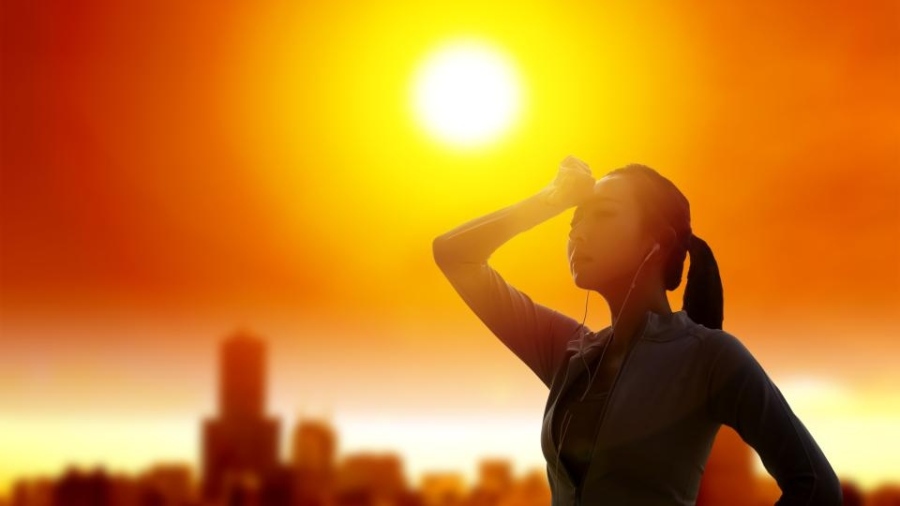 Опасни жеги: Зачестяват сигналите от хора, на които им прилошава от високите температури