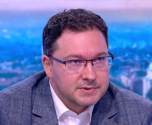 Даниел Митов: Радев е много огорчен,че вече не управлява еднолично