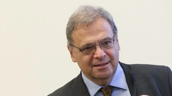 Министър Попов за Нова Каховка: Русия опитва да убие туристическия ни сезон, няма радиация
