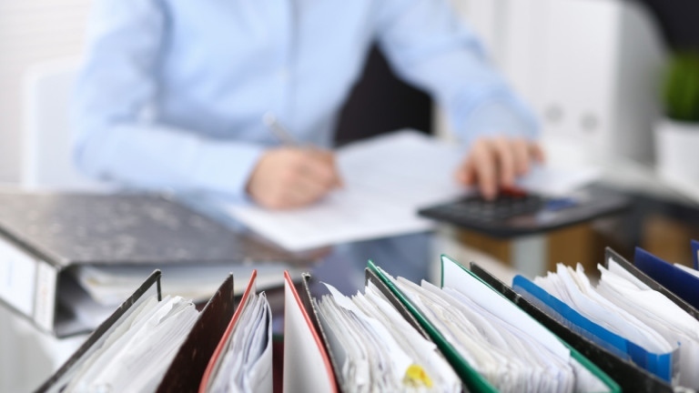 Администрацията вече няма да може да иска удостоверения