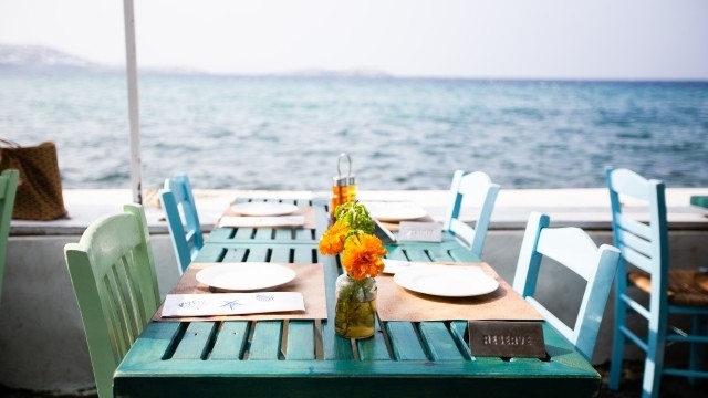 Куриоз: Семейство плати 650 лева сметка в ресторант на морето