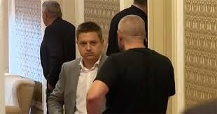 Имена на българи се появиха в списък с врагове на Украйна