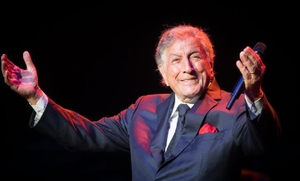 Отиде си легендарният певец Тони Бенет