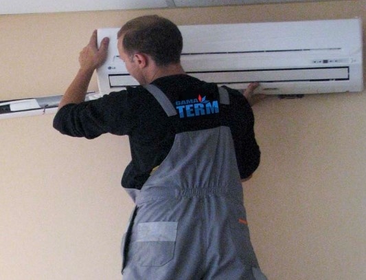 Скок на продажбите на климатици и списъци от чакащи за монтаж на уредите