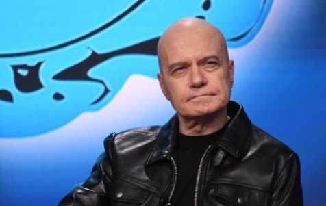 Слави Трифонов продава имението си край Перник за 3 млн. лева (СНИМКИ)