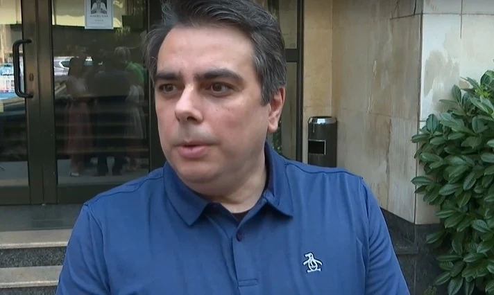 Асен Василев: Идеята е да се събират данъците, а не да се увеличават