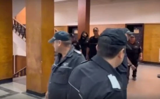 Обвиняемият за насилието над Дебора пред съда: Не съм писал заплахи, имам дете, което ме чака