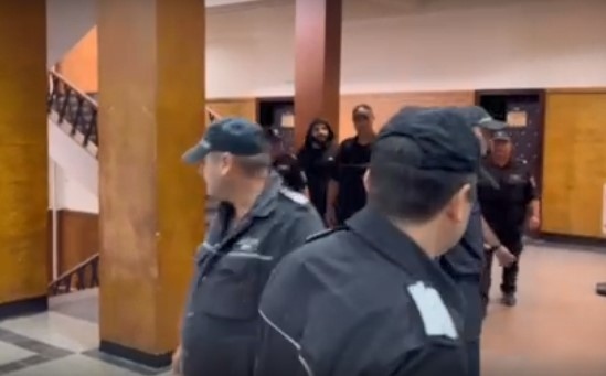 Обвиняемият за насилието над Дебора пред съда: Не съм писал заплахи, имам дете, което ме чака