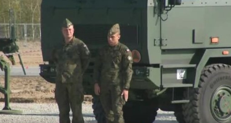 Полша разполага още 10 000 войници на границата с Беларус