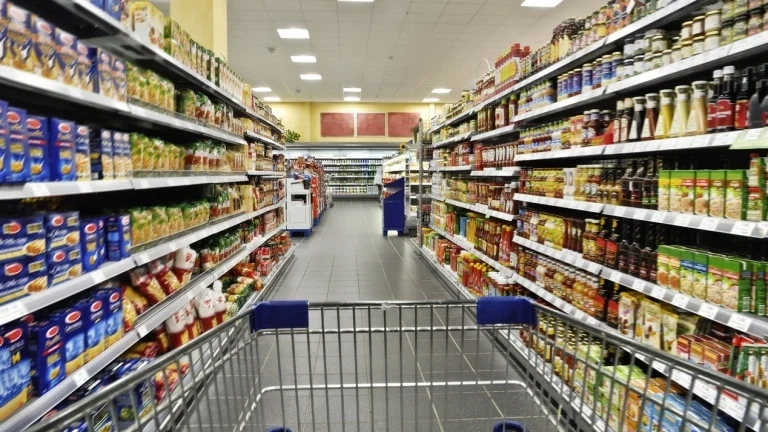 Ще даряват ли супермаркетите непродадената храна?
