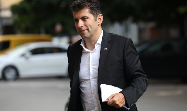 Кирил Петков вече е с охрана