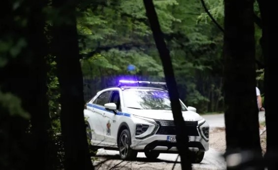 Украинци видели спътницата на Алексей Петров да пълзи 20 метра, дали ѝ телефон, за да се обади на 112