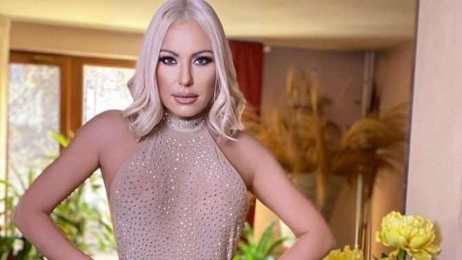 Камелия разкри нещо изненадващо от миналото си