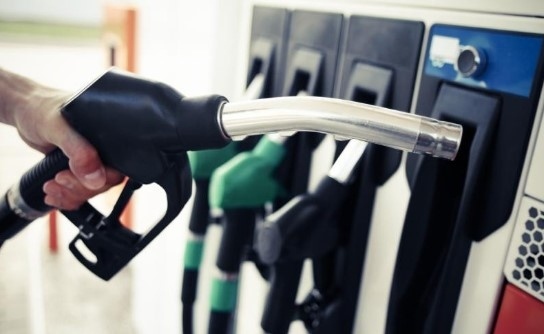 Цените на горивата няма да надвишат 3 лева за литър
