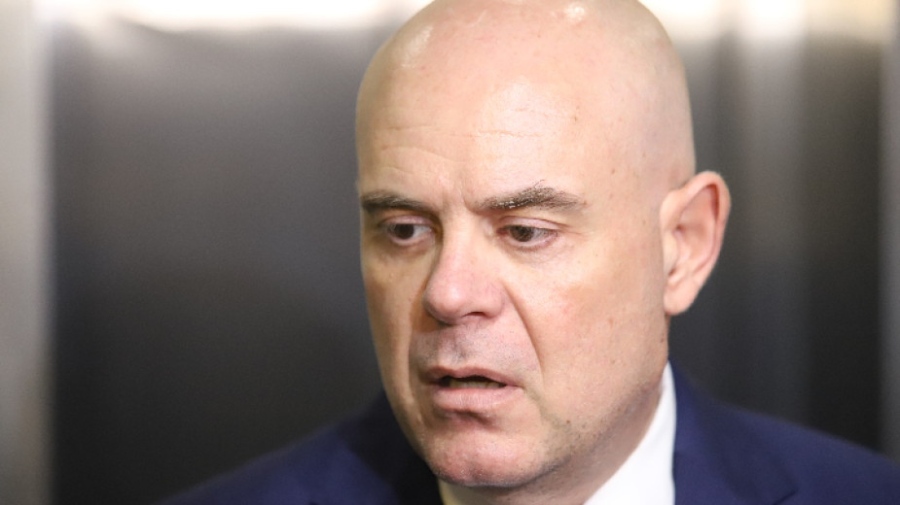 Гешев с пост за завръщането на Божков: Доброто управление връща българите!