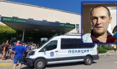Пътници, летели в самолета заедно с Васил Божков, разказаха какво се е случило на борда