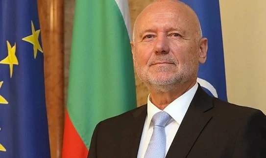 Министрите на отбраната на ЕС се събират, обсъждат военната помощ за Украйна