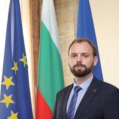 Съветникът на Тагарев е заплашвал 4 пъти пироговци 