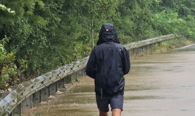 Премиерът след бедствието: Никой да не влиза в морето в следващите 48 часа, опасно е