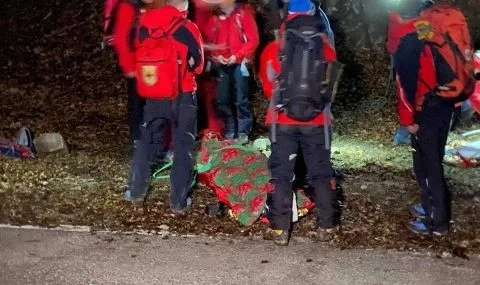 Издирването на двамата туристи в Стара планина е прекратено