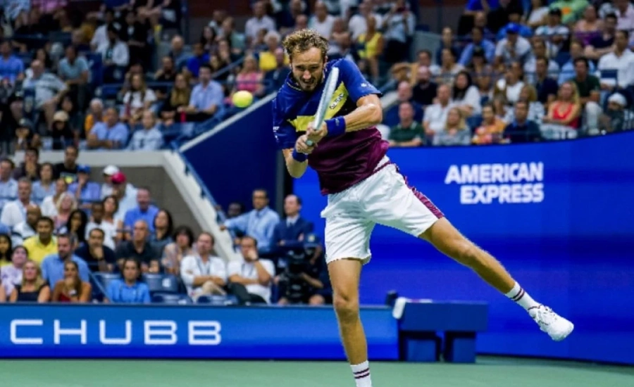 Медведев се класира за финала на US Open след победа над Алкарас