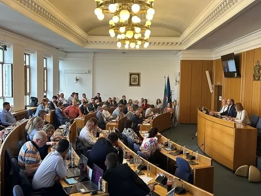 Рекордният бюджет на София беше приет с гласовете на ГЕРБ, Патриоти за София и един от ДБ