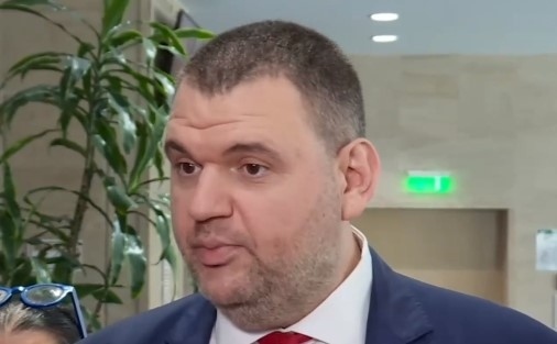 Пеевски: Промени и сливания на службите - след като войната приключи