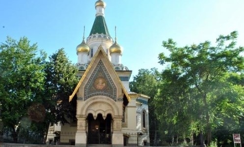 България експулсира висш духовник и двама служители на Руската църква