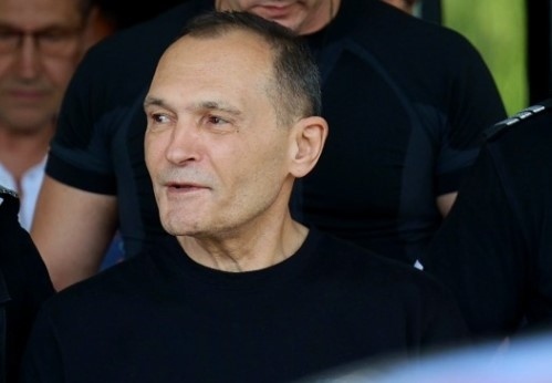 НАП вдигна запори за милиони от фирми на Васил Божков
