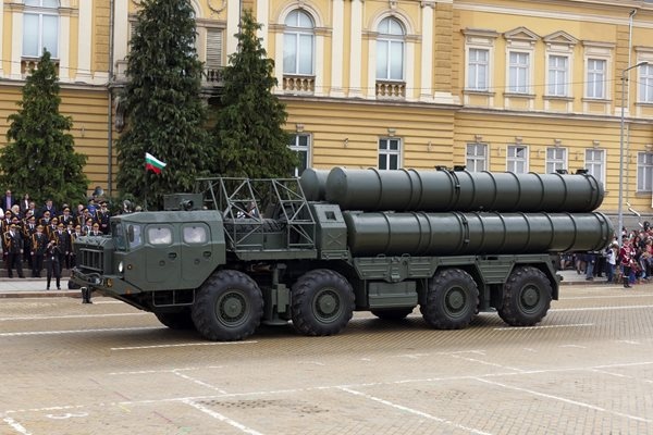 България да даде на Украйна дефектни ракети С 300 това