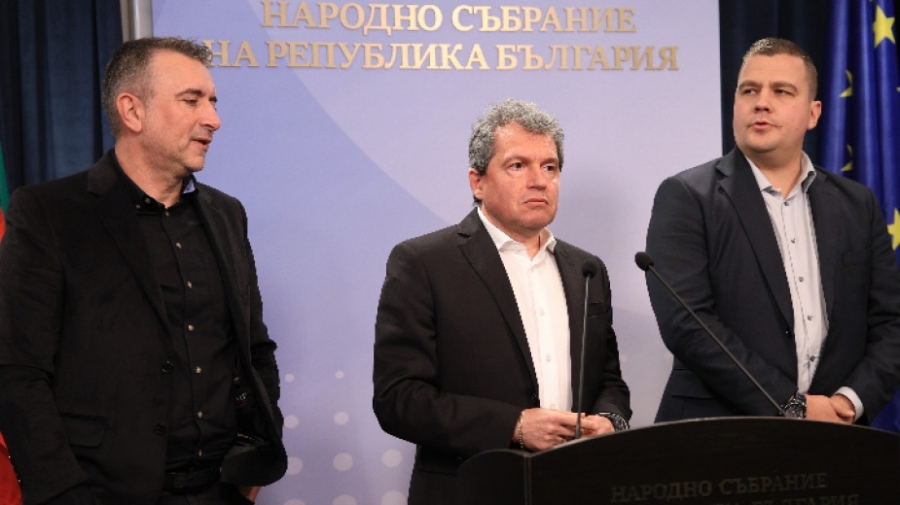 Тошко Йорданов: Има тотално разминаване между исканията на протестиращите и правителството