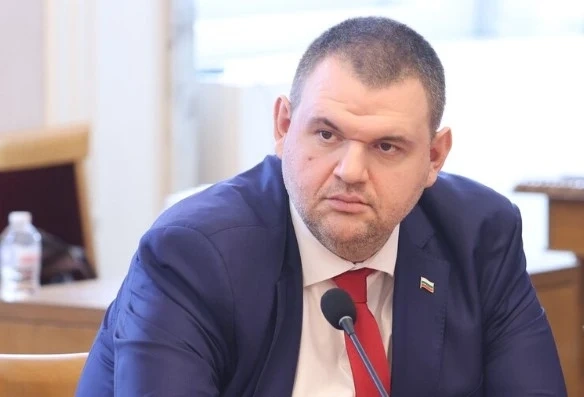 Пеевски: Призовавам правителството да върне всички желаещи българи от Израел