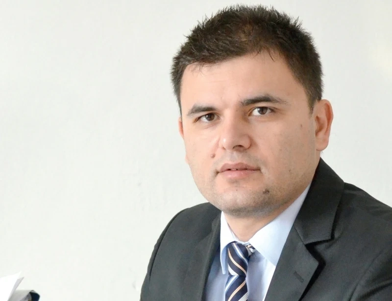 Лъчезар Богданов срази с числа продавачите на страх и защитниците на Лукойл