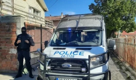 Двама задържани в София за купуване на гласове