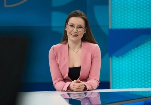 Журналистката Лора Инджова от NovaNews се омъжи (СНИМКИ)