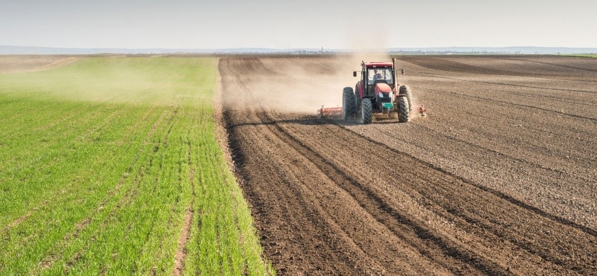 Кабинетът отпуска десетки милиони по споразумението със земеделците