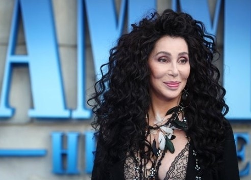 Шер: Напускам САЩ, ако Тръмп пак стане президент