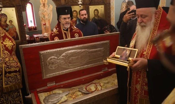 Патриарх Неофит посрещна мощите на Св. Евтимий - патриарх Търновски