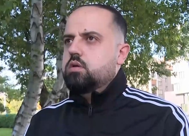 Бащата на трите българчета в Газа: Продължават да падат бомби до тях