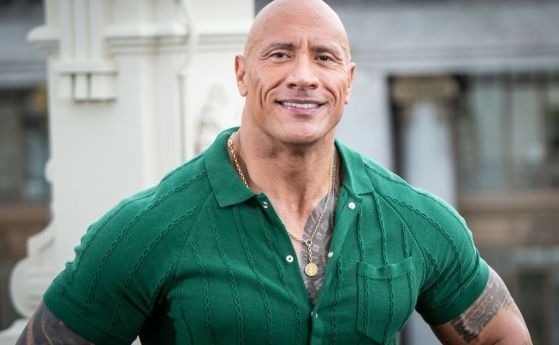 След критиките: Музеят на восъчни фигури в Париж ще поправи статуята на Дуейн Джонсън-Скалата