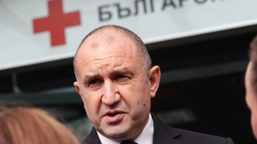 Радев разкритикува новия блок на АЕЦ Козлодуй: Явно ще се изгражда на тъмно като магистрала