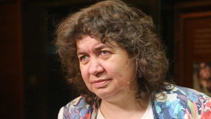 Доц. Киселова: С поведението си от края на юли досега ЦИК се опитва да не допусне машинно гласуване