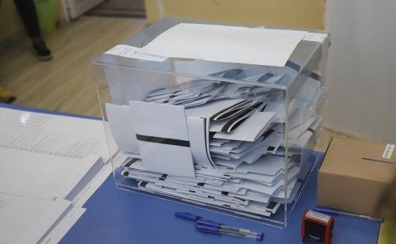 Окончателно: Васил Терзиев и Ваня Григорова отиват на балотаж в София