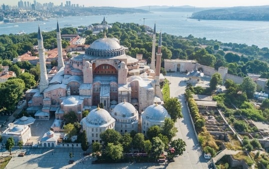 Туристите ще трябва да плащат за вход в Света София в Истанбул