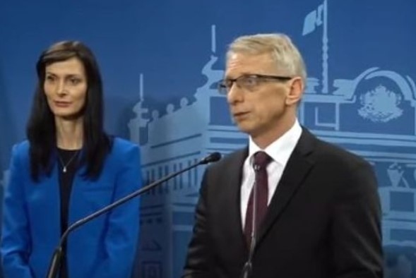 Денков и Габриел ще посетят Израел на 6 ноември