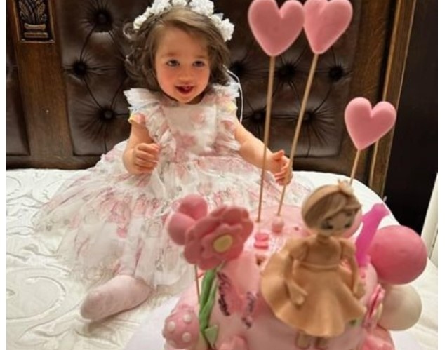 Внучката на Бойко Борисов Виктория празнува първия си рожден ден